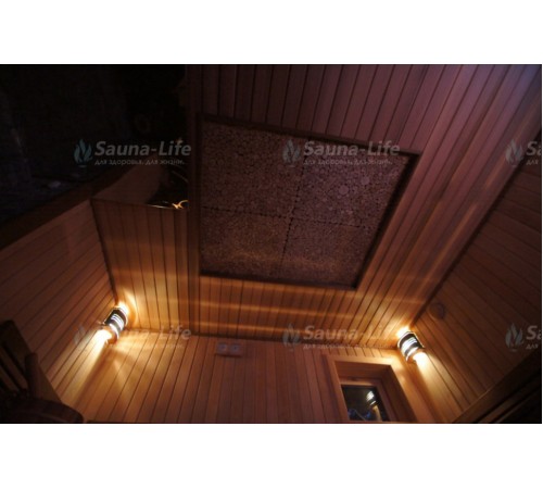 Панно из можжевельника, 600х600 мм.